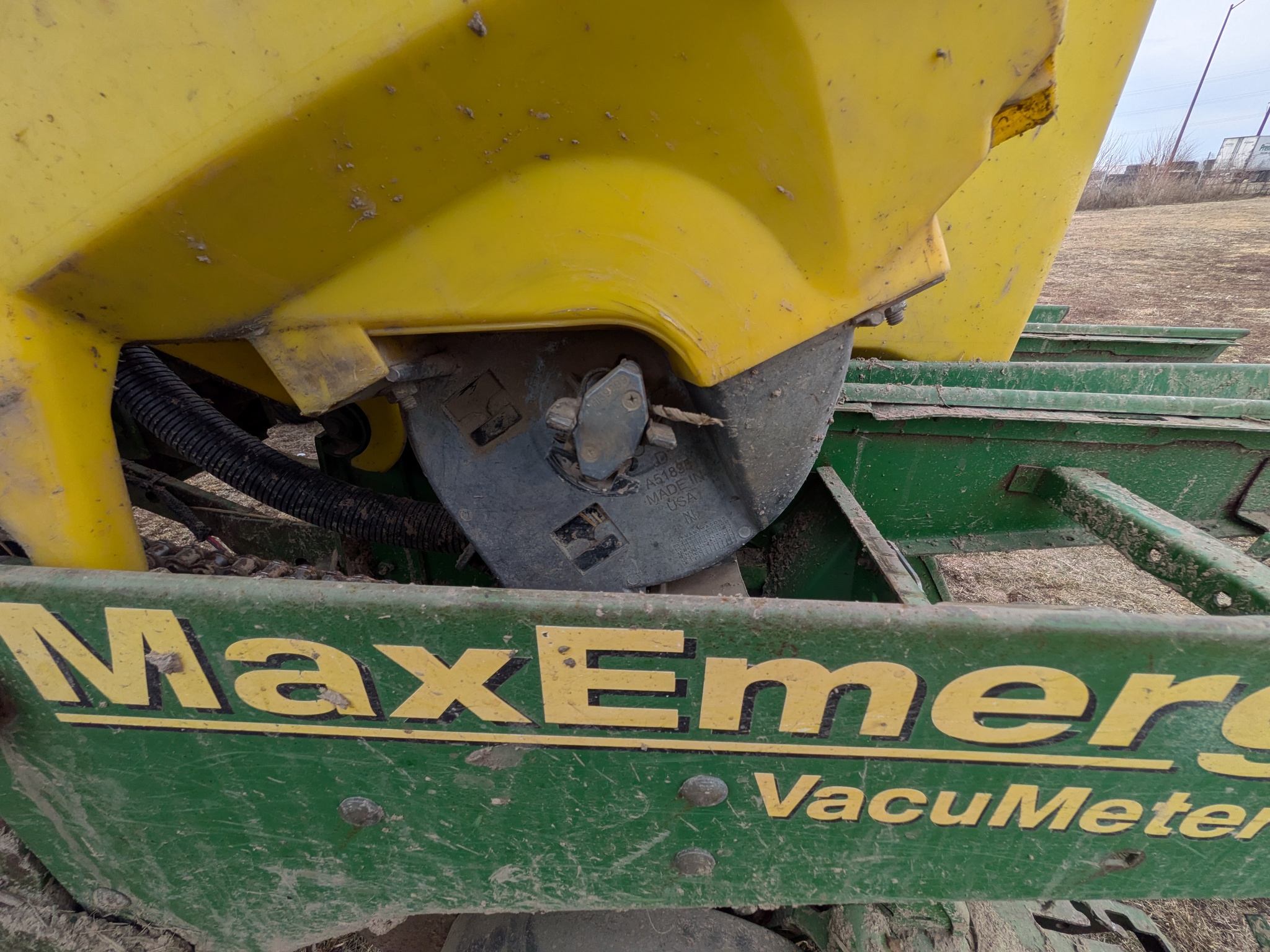  1998 John Deere 1780 at Heritage Tractor in Galesburg, IL