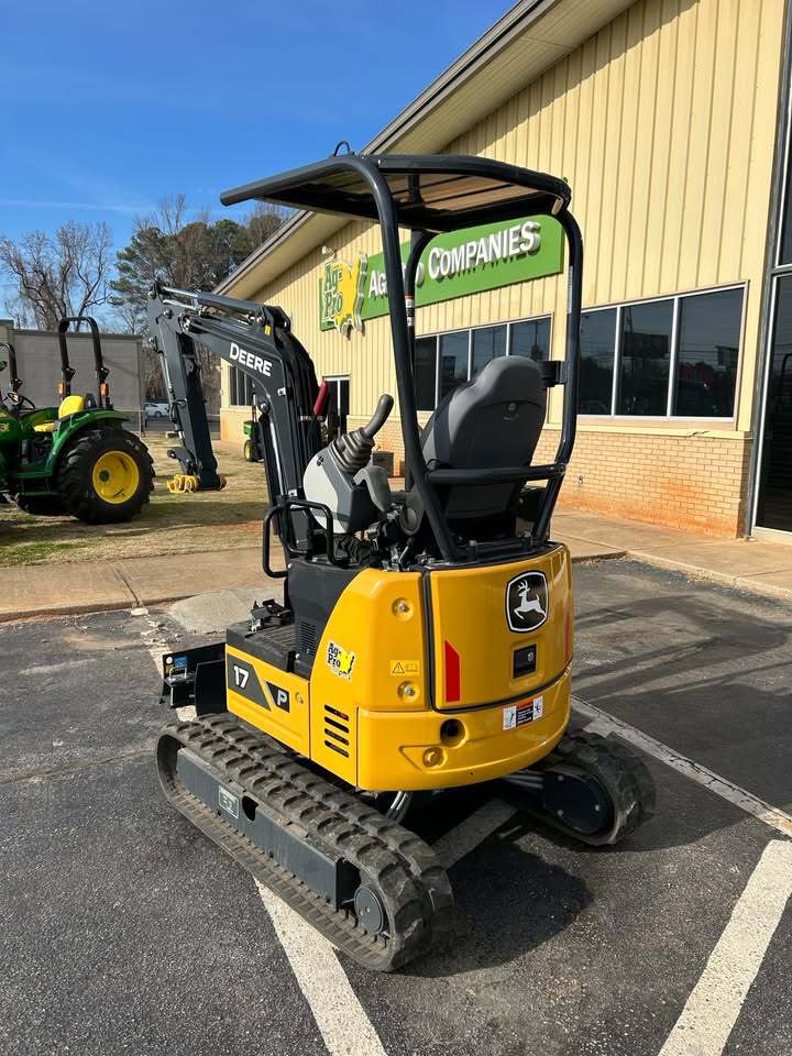 2024 John Deere 17 P Image 2