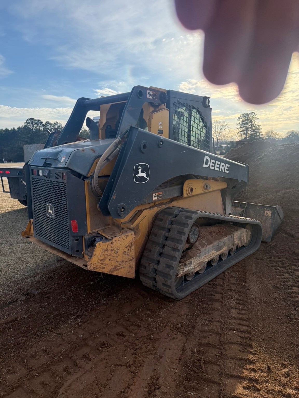 2021 John Deere 331G Image 5