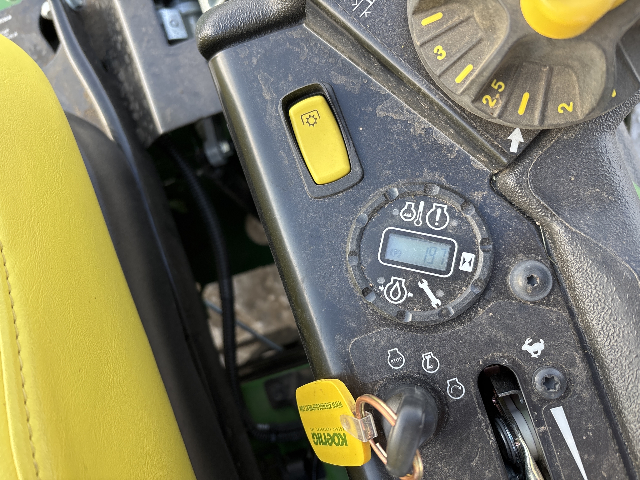 Used 2024 John Deere Z930M Zero Turn Mowers at Koenig Equipment in Greenfield, IN - PhotoXL16