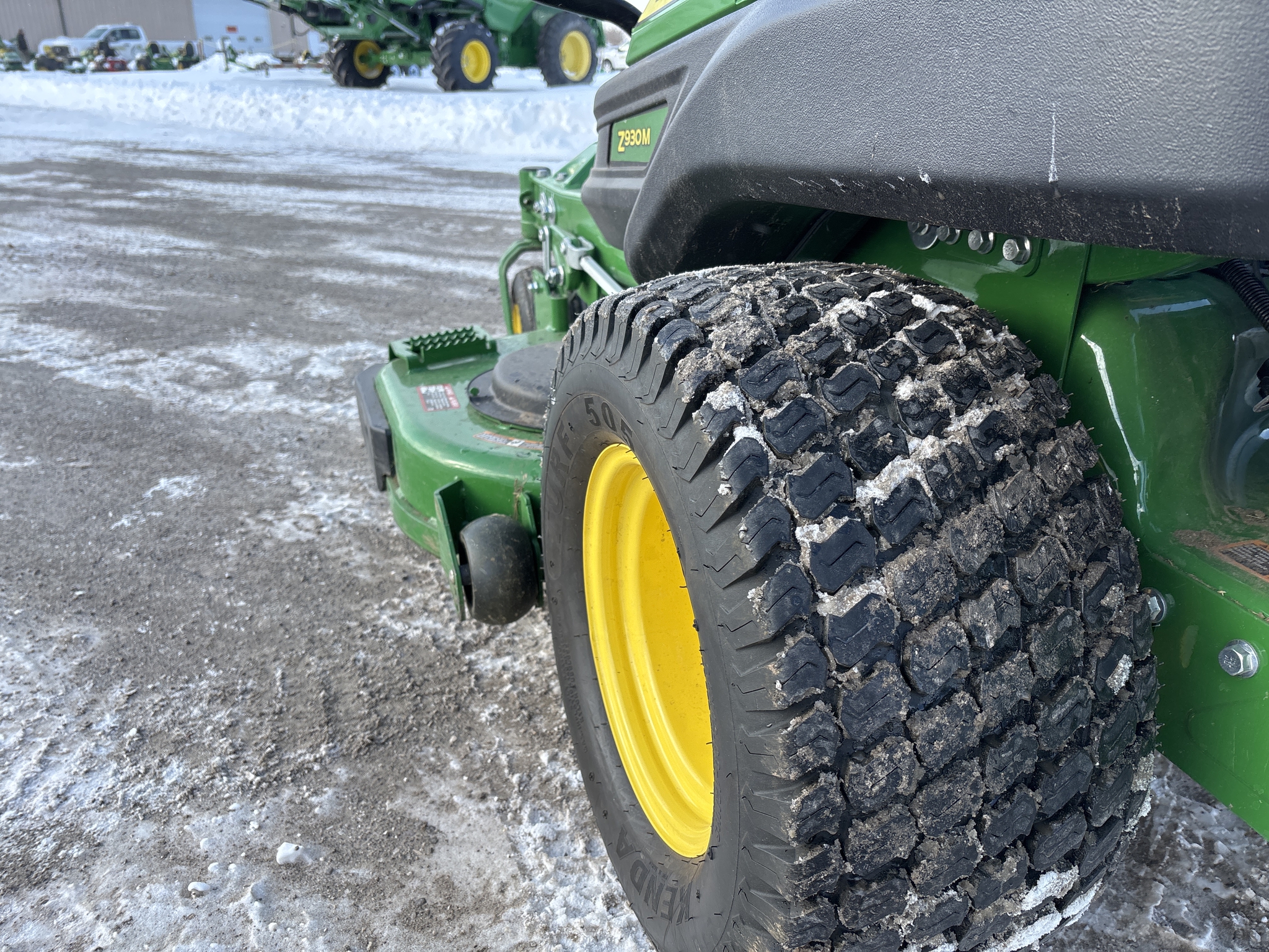 Used 2024 John Deere Z930M Zero Turn Mowers at Koenig Equipment in Greenfield, IN - PhotoXL12