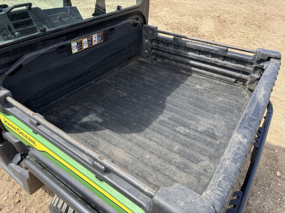 2024 John Deere XUV 835M - Photo15