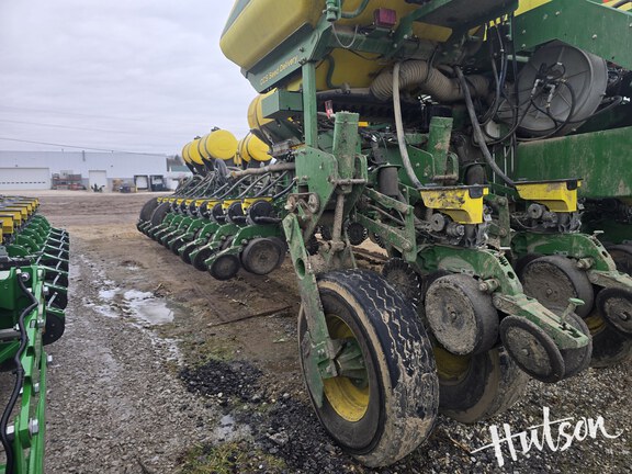 Photo of 2013 John Deere 1770NT CCS