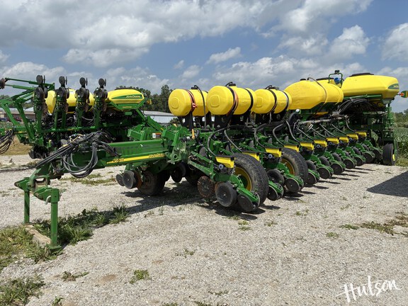 Photo of 2013 John Deere 1770NT CCS