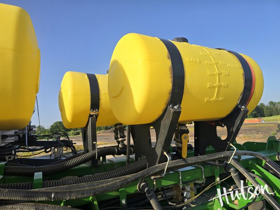 Photo of 2013 John Deere 1770NT CCS