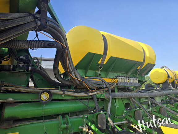 Photo of 2013 John Deere 1770NT CCS