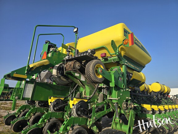 Photo of 2013 John Deere 1770NT CCS