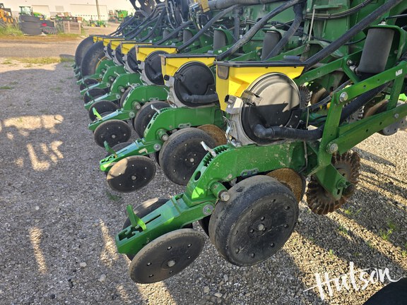 Photo of 2013 John Deere 1770NT CCS
