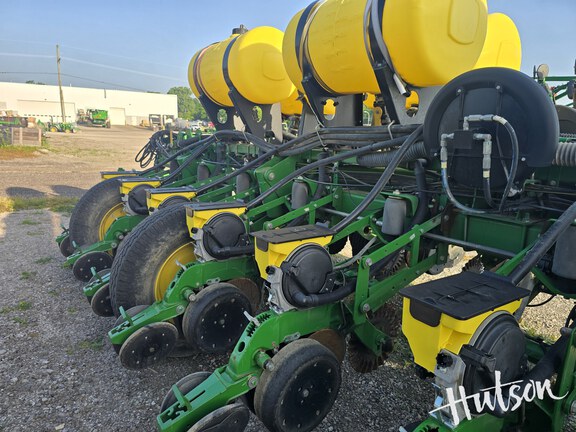 Photo of 2013 John Deere 1770NT CCS