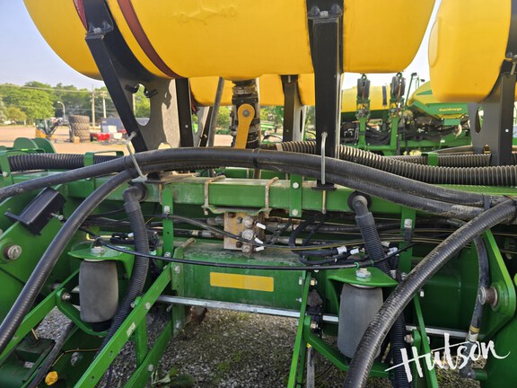 Photo of 2013 John Deere 1770NT CCS