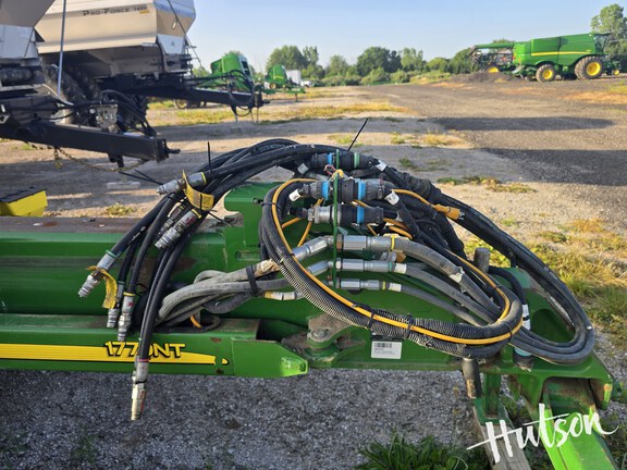 Photo of 2013 John Deere 1770NT CCS