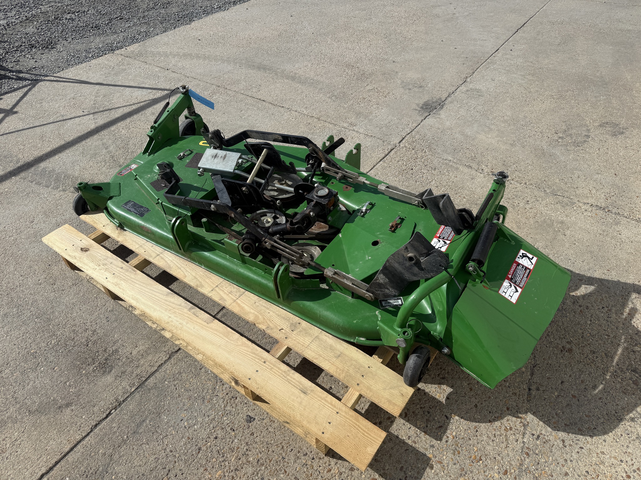 2015 John Deere 72 Image 2