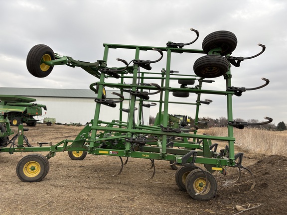 2022 John Deere 2430 - Photo13