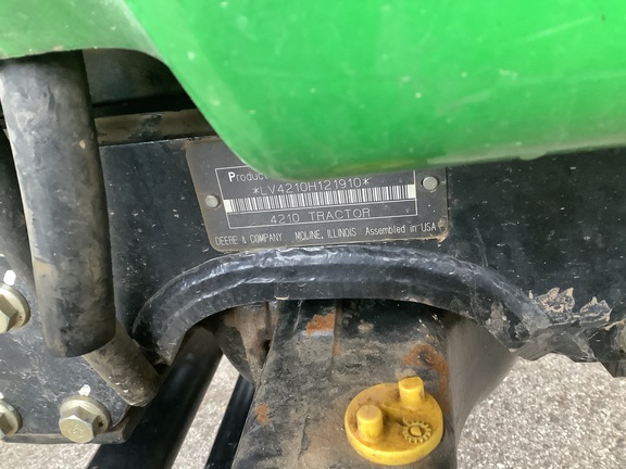 Photo of 2002 John Deere 4210