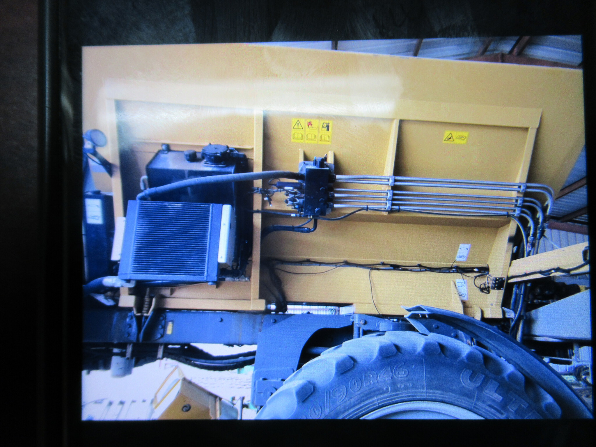 2018 RoGator RG900C Image 8