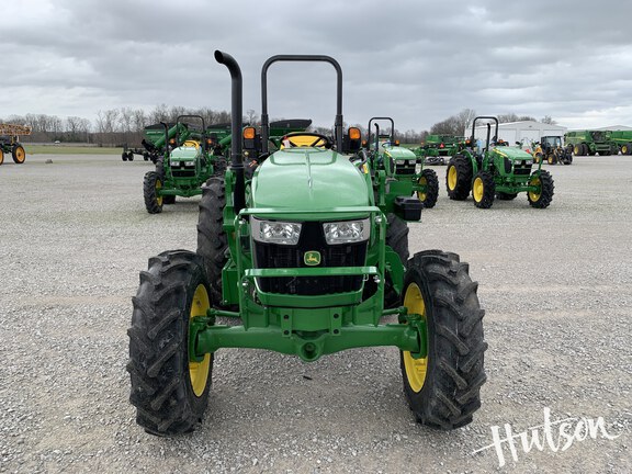 Photo of 2025 John Deere 5060E