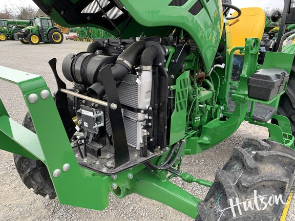 Photo of 2025 John Deere 5060E