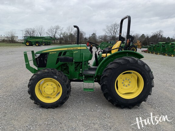 Photo of 2025 John Deere 5060E