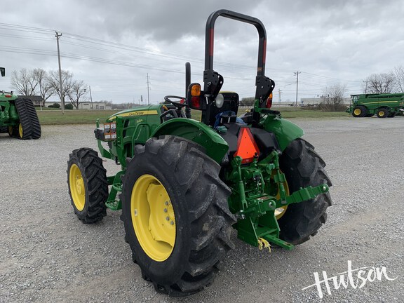 Photo of 2025 John Deere 5060E