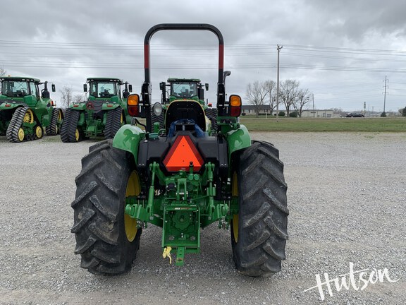 Photo of 2025 John Deere 5060E