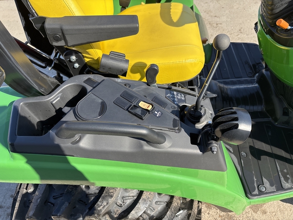 New In-Stock 2025 John Deere 2038R Compact Utility Tractors at Koenig Equipment in Knightstown, IN - Photo13