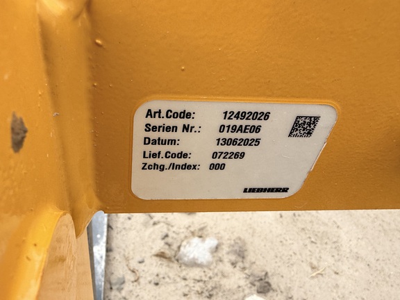 Photo of 2026 John Deere BYT11466