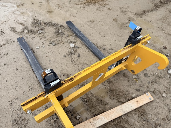 Photo of 2026 John Deere BYT11466