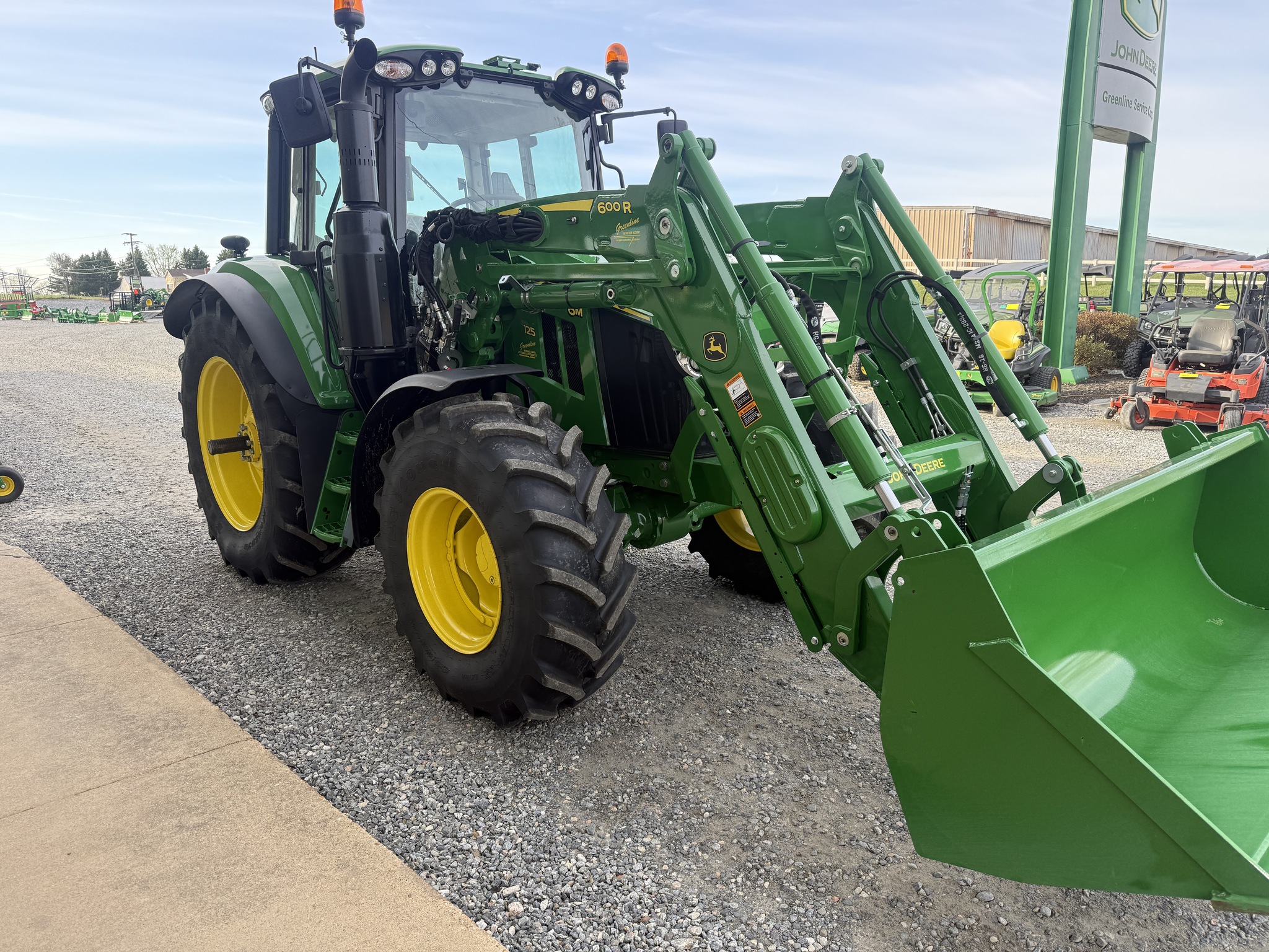 2025 John Deere 6M 125 Image 7