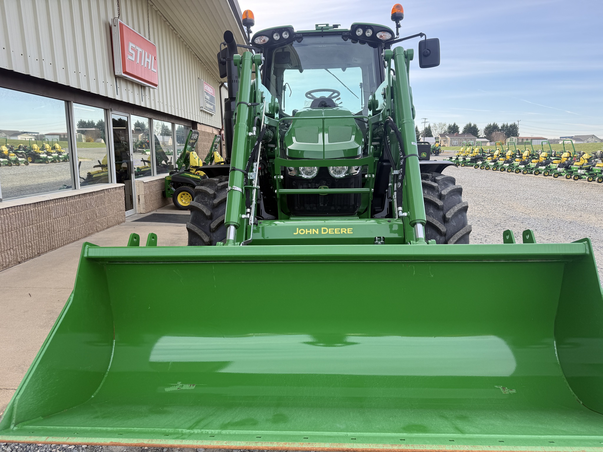 2025 John Deere 6M 125 Image 2