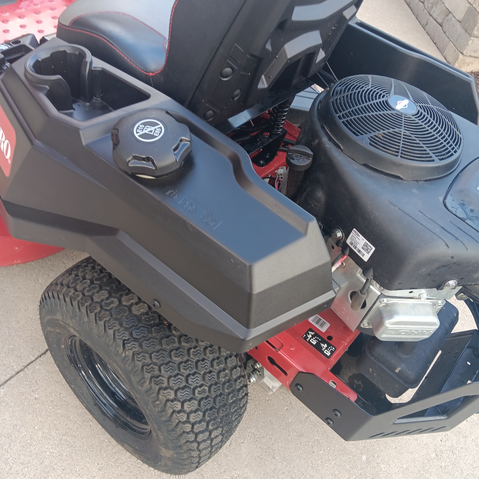 2025 Toro TIMECUTTER 77404 Image 4