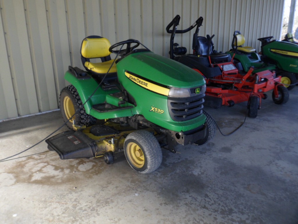 John Deere X530 Image 2