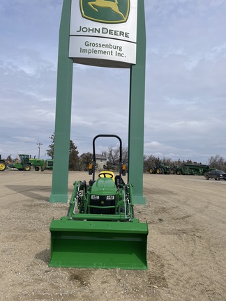 2024 John Deere 1023E (3rd thumbnail)