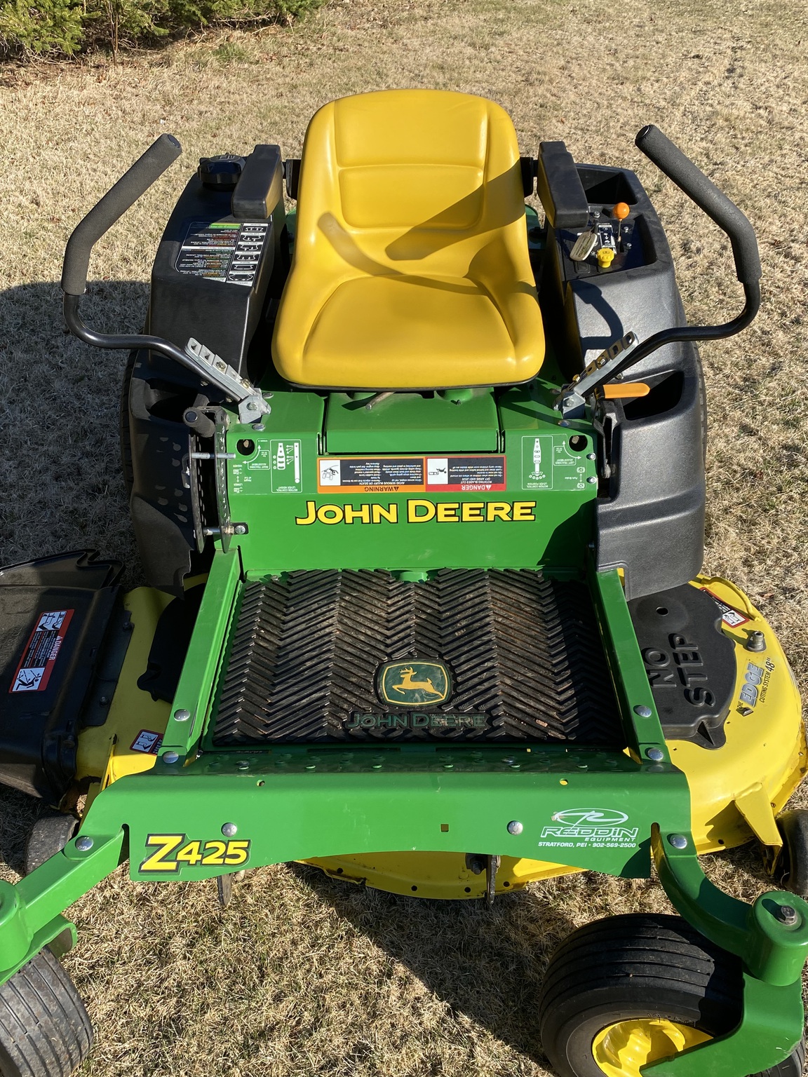 2012 John Deere Z425 Image 11
