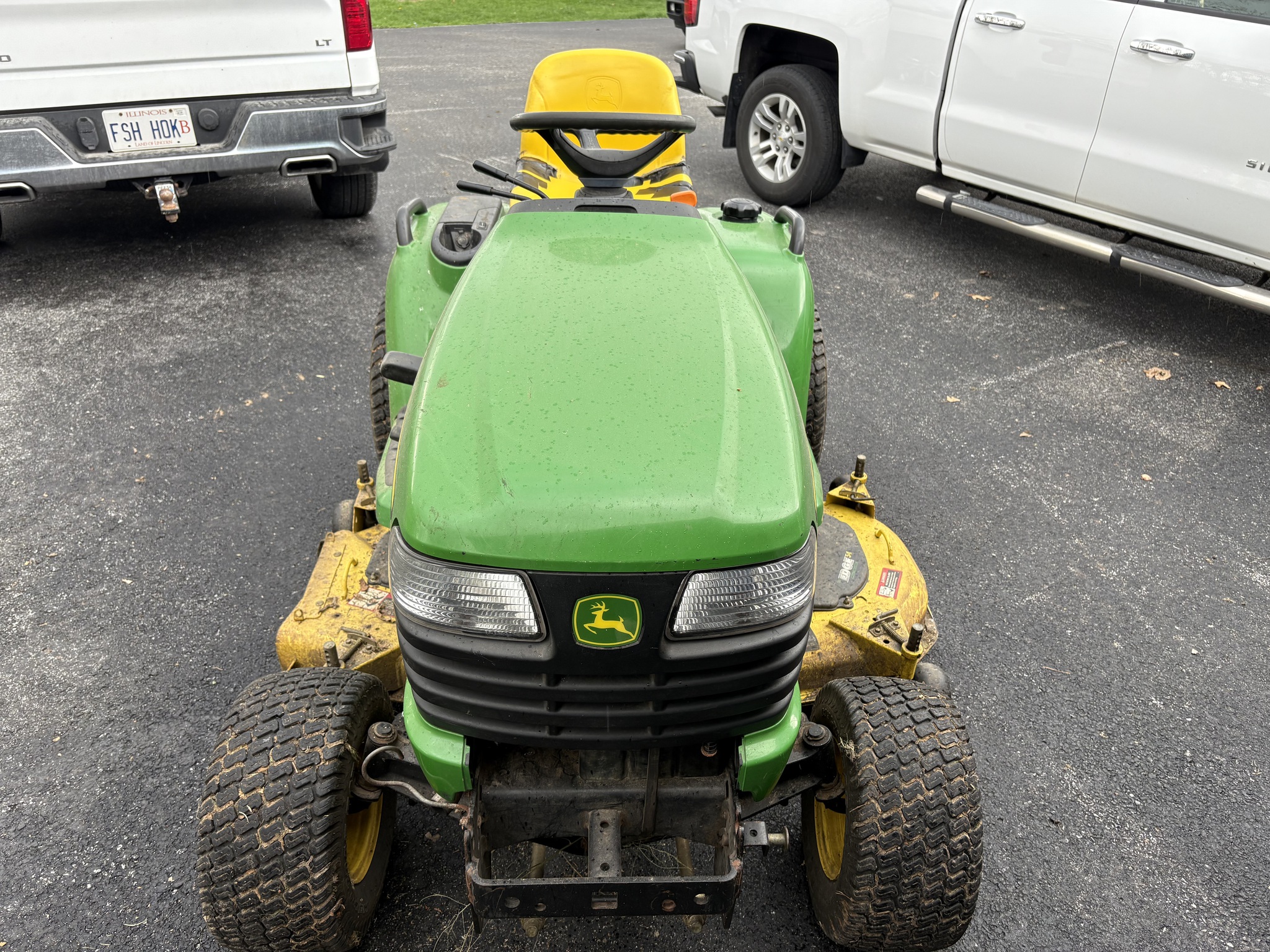  2003 John Deere X465 at Heritage Tractor in Geneseo, IL