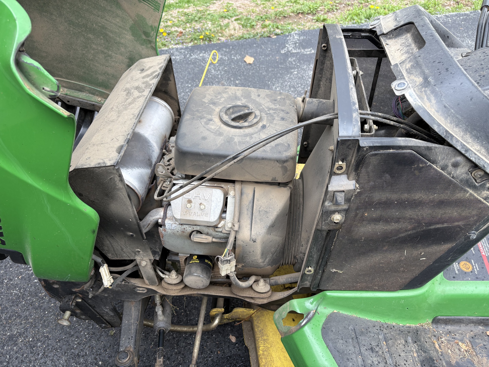  2003 John Deere X465 at Heritage Tractor in Geneseo, IL