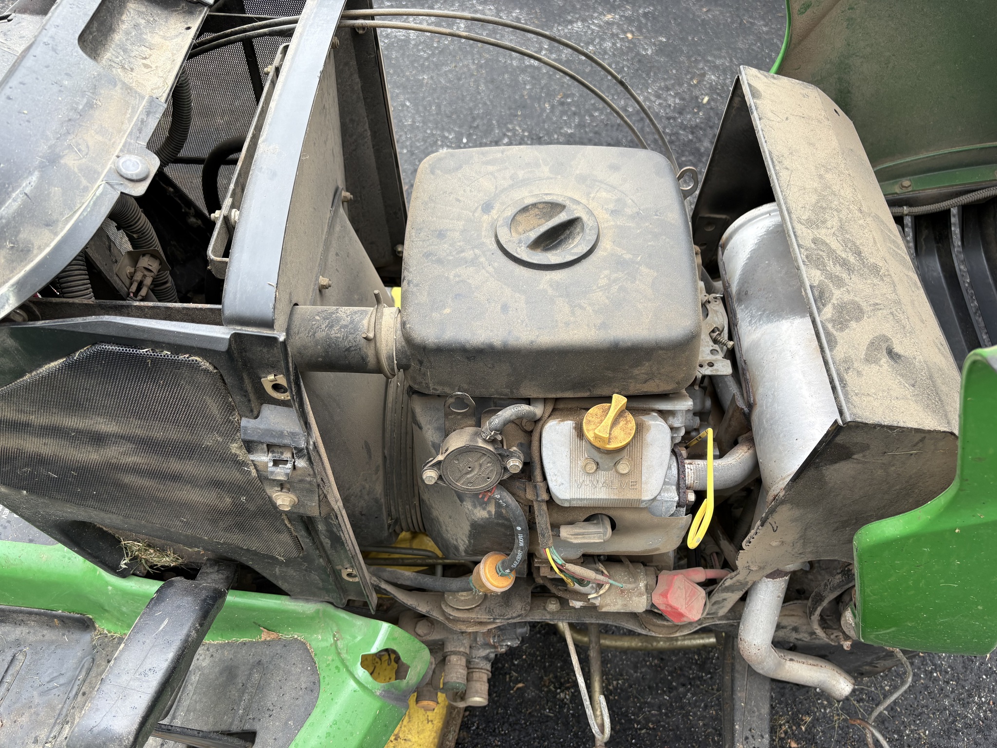  2003 John Deere X465 at Heritage Tractor in Geneseo, IL
