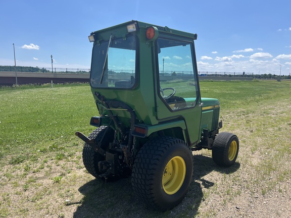 1993 John Deere 855 - Photo5