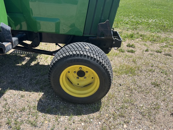 1993 John Deere 855 - Photo11