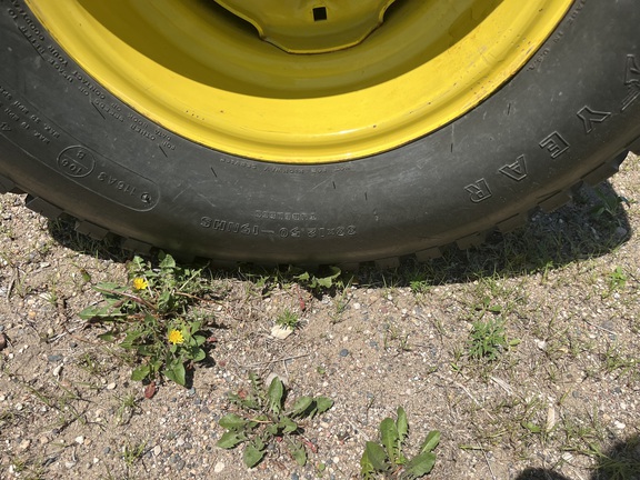 1993 John Deere 855 - Photo16