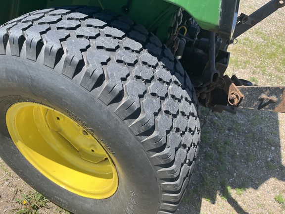 1993 John Deere 855 - Photo17