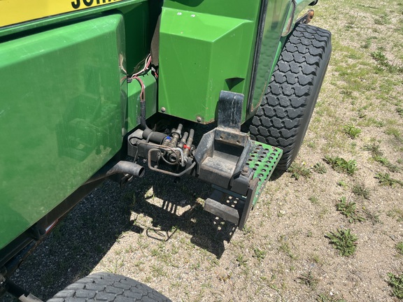 1993 John Deere 855 - Photo19