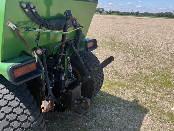1993 John Deere 855 - Photo23