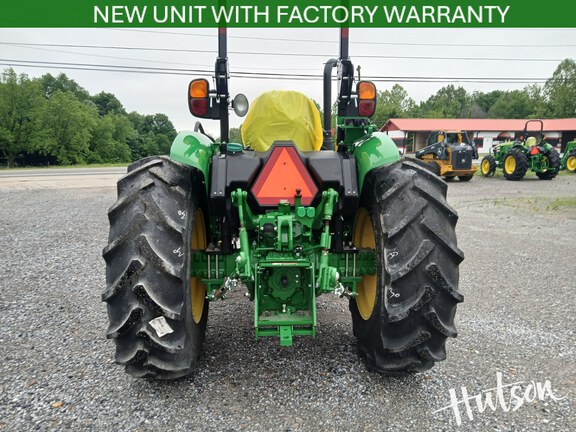 Photo of 2025 John Deere 5060E