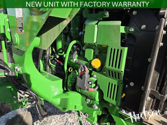 Photo of 2025 John Deere 5060E