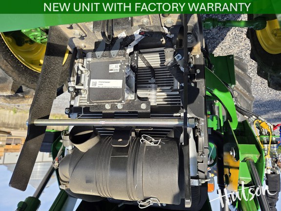 Photo of 2025 John Deere 5060E