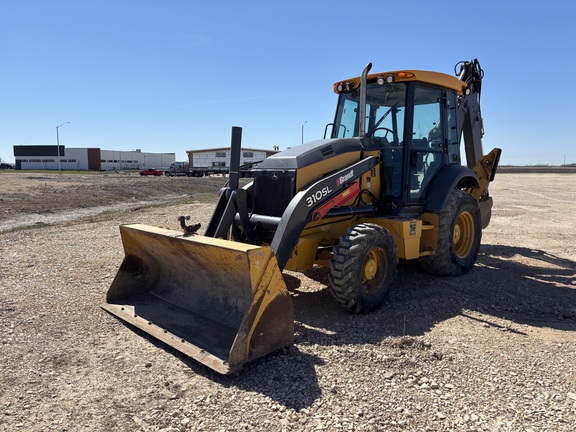 Photo of a 2019 John Deere 310SL