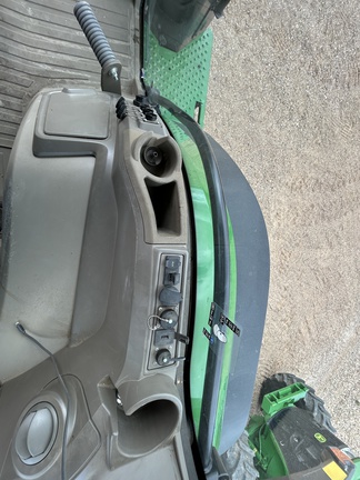 2022 John Deere 7R 210 (21st thumbnail)