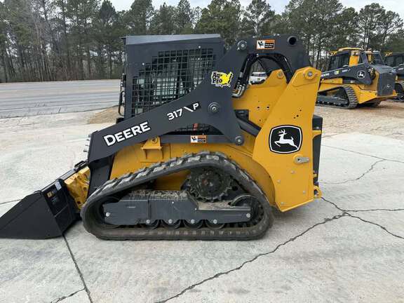 0 John Deere 317G-7
