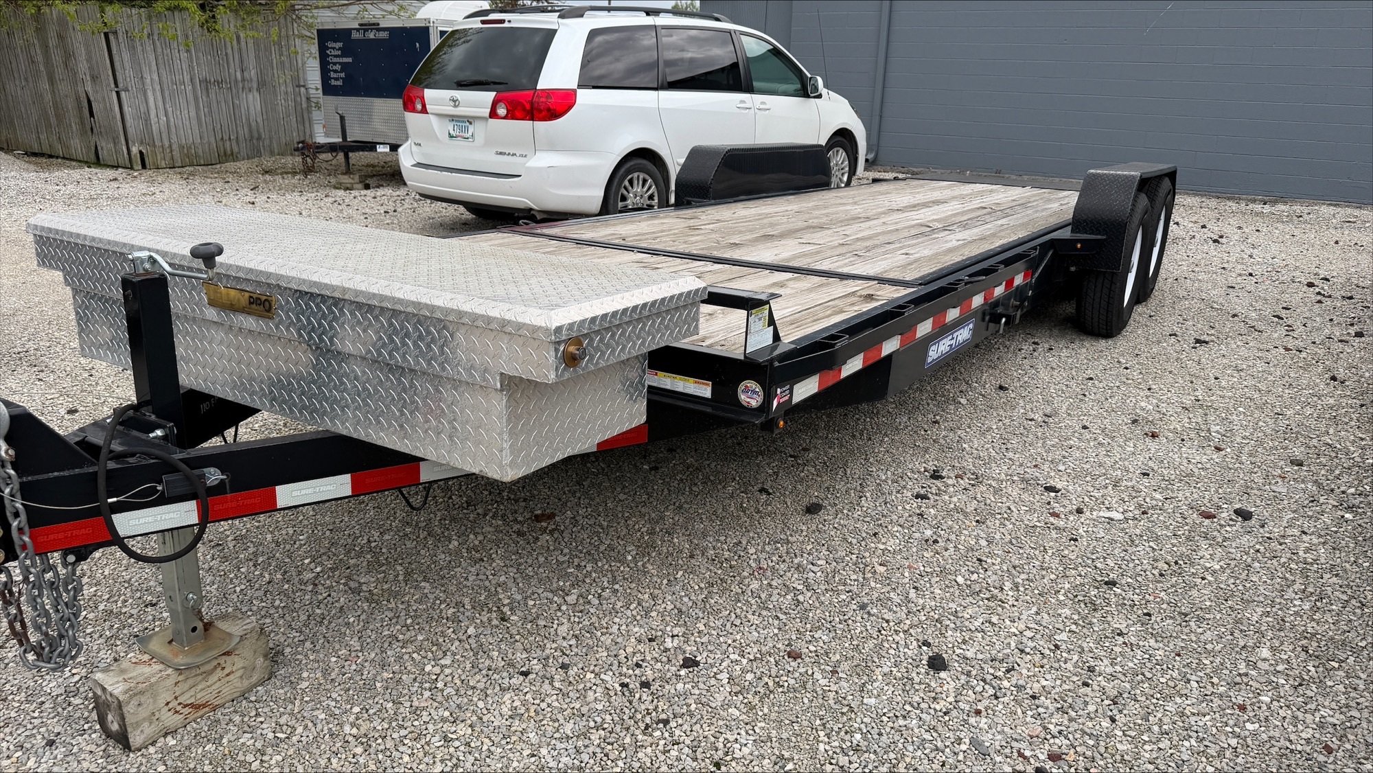 2019 Sure-Trac ST82184FWTE-B-140 Image 3