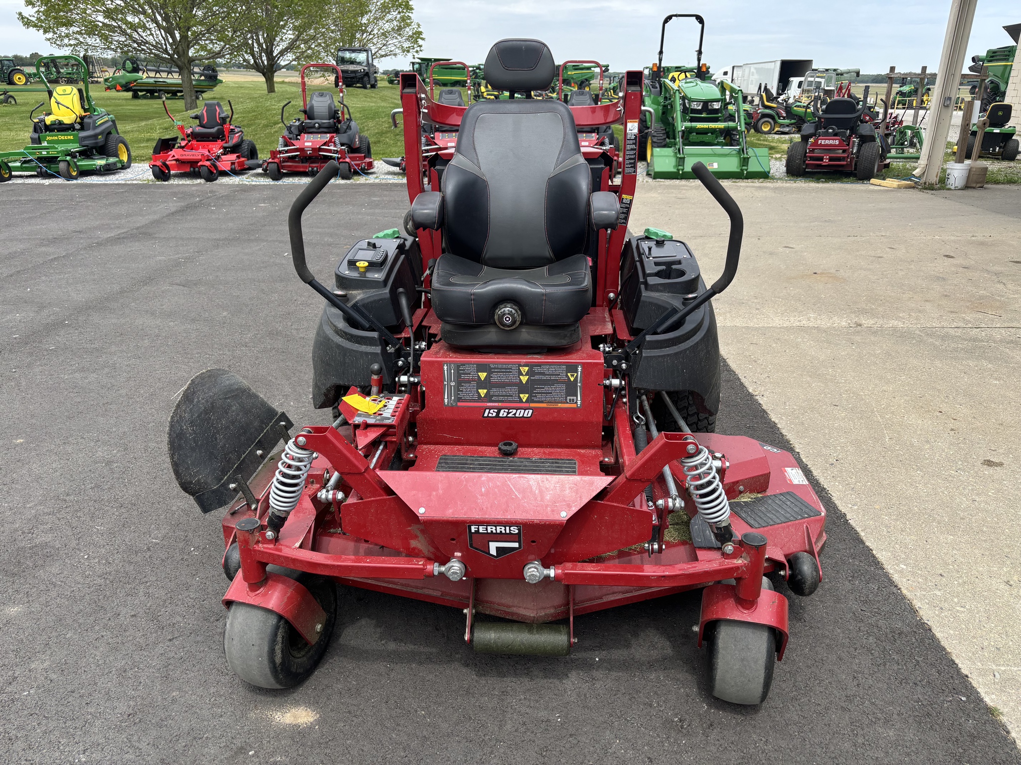 Used 2021 Ferris IS6200 48 Zero Turn Mowers at Koenig Equipment in Urbana, OH - PhotoXL0